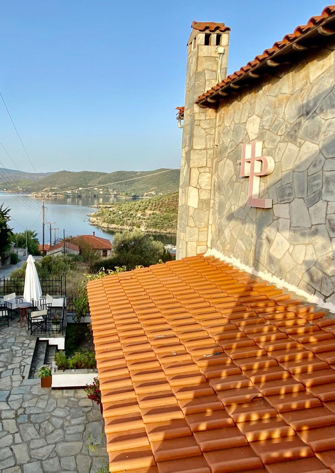 Art Hotel Panorama Pyrgadikia Bagian luar foto