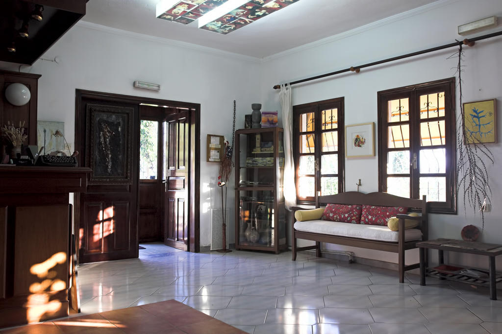 Art Hotel Panorama Pyrgadikia Bagian luar foto