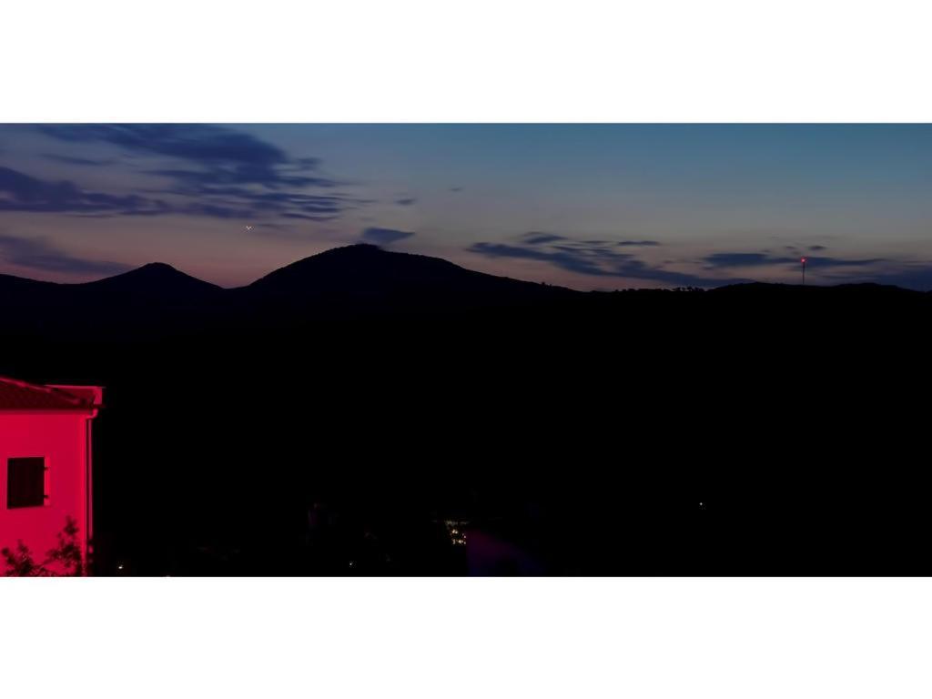 Art Hotel Panorama Pyrgadikia Bagian luar foto